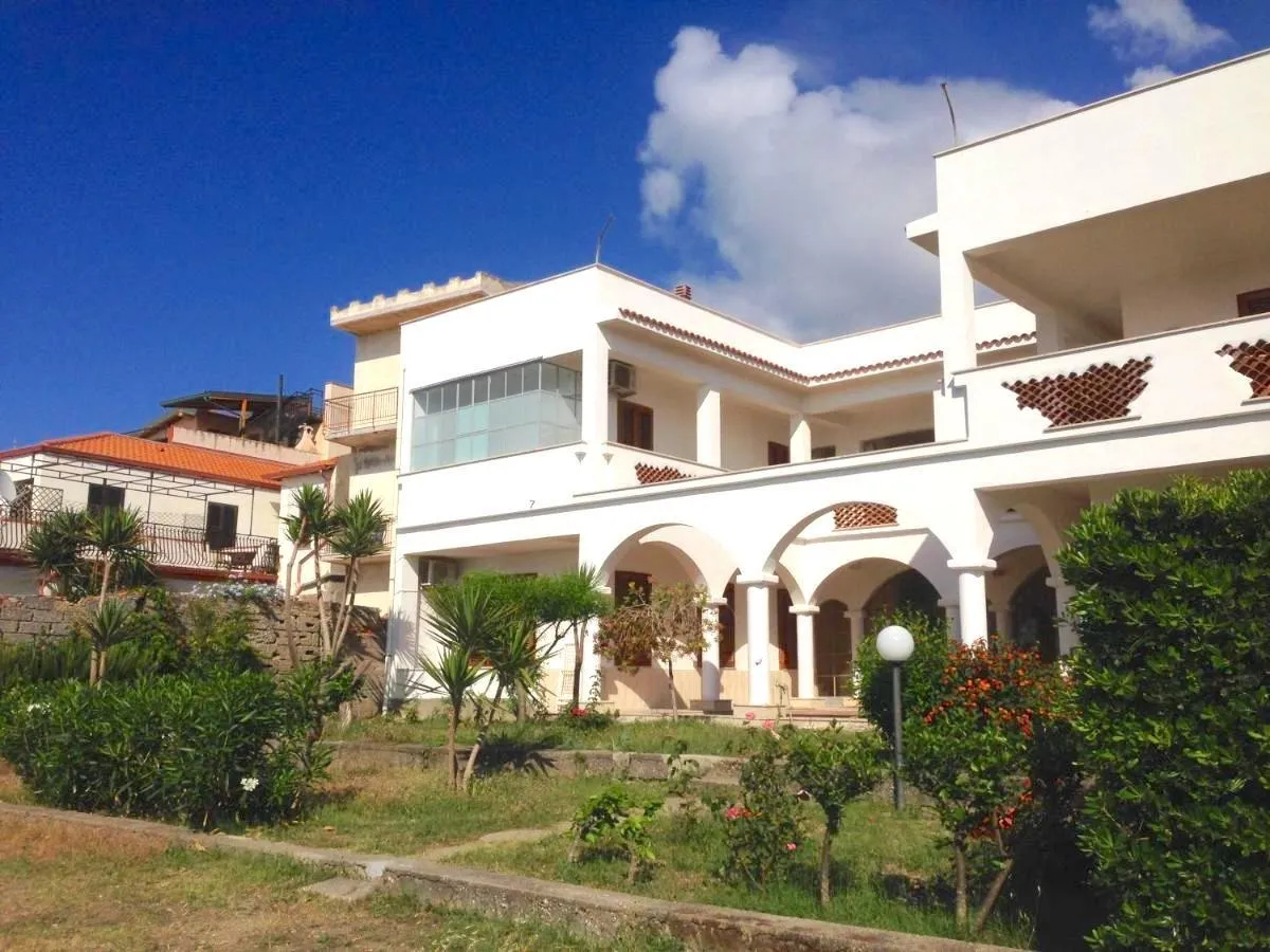 B&B Villa Dora - Capo d'Orlando