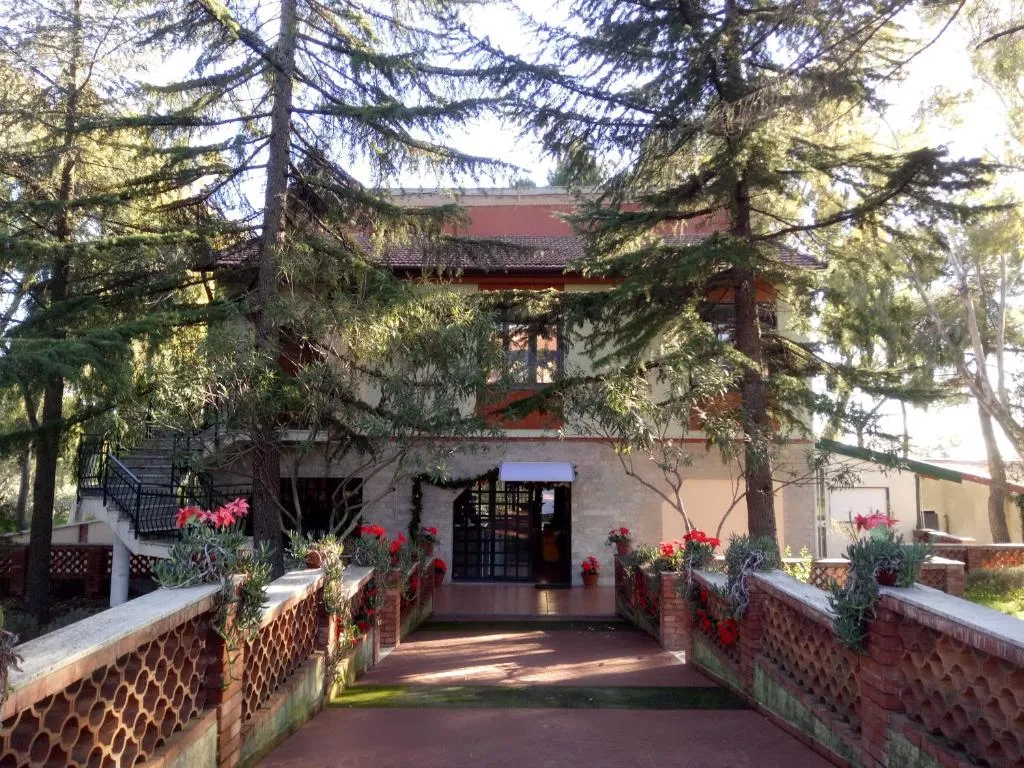 Villa Morgante B&B, Pedara, Italia