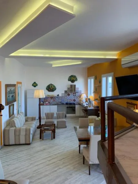 La Maison del Sole, Palermo, Italia