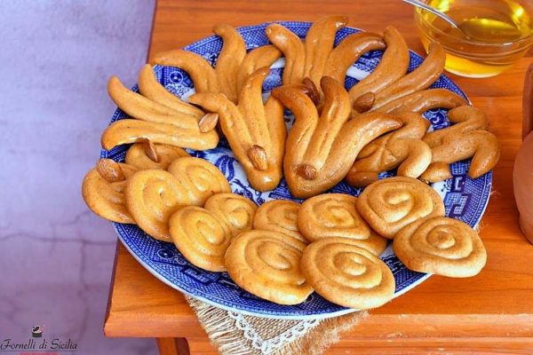 Biscotti al miele: i rami di miele siciliani