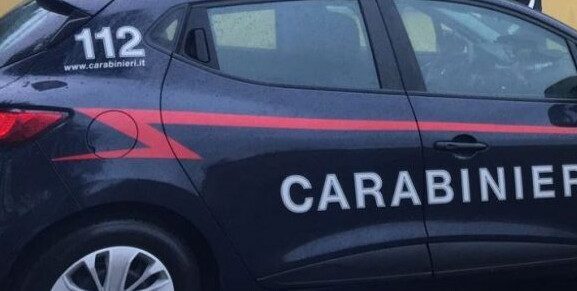 Gambiano di un campo migranti rapina supermercato nel Trapanese: arrestato