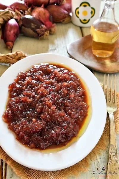 Salsa di cipolle rosse