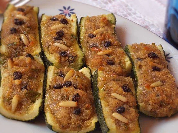 zucchine ripiene con pangrattato