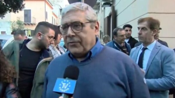 Cuffaro torna sulla gaffe del drink: «Chi storce il naso crede che la politica sia riservata alle élite»