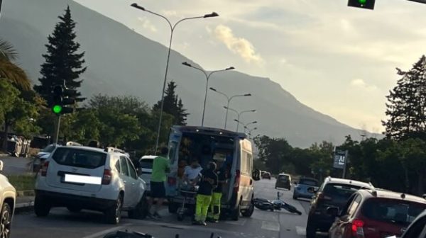 Palermo, scontro tra un suv e due moto in via dell'Olimpo: due feriti in ospedale