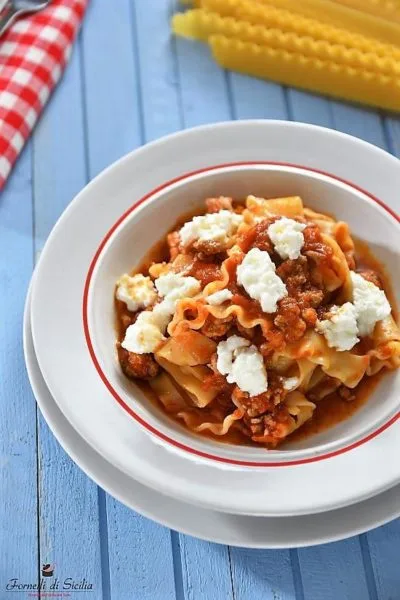 Vampasciuscia con ragù e ricotta