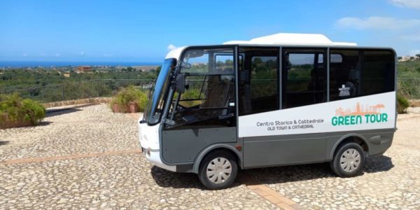 Agrigento, minibus ecologici porteranno i turisti dalla Valle dei Templi al centro storico