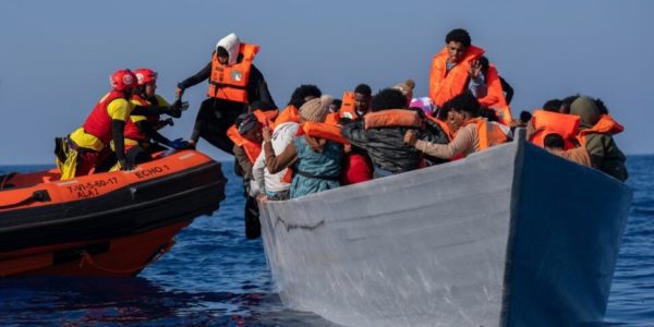 Altri cinque sbarchi a Lampedusa, sono 22 dalla mezzanotte