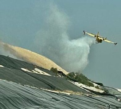 Ancora fuoco sulle colline attorno a Palermo