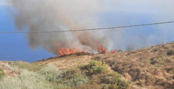 Ancora fiamme a Vulcano, dopo il Piano brucia anche Gelso