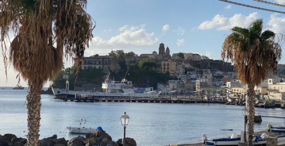 Isole siciliane, aumenti alle stelle per le tariffe dei Tir