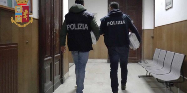 Blitz e arresti all'alba a Siracusa e provincia, sgominata la rete dello spaccio di droga