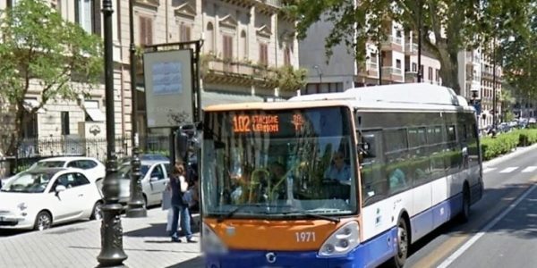 Caldo torrido a Palermo, l’Amat dimezza le corse dei bus: diversi autisti in malattia