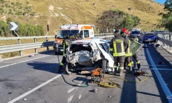 Caltanissetta, due morti in uno scontro sulla statale 626 Valle del Salso: grave una donna