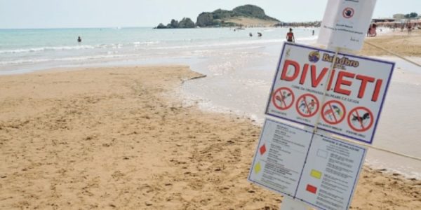 Coltellate ad un giovane sulla spiaggia di Licata, denunciato un 17enne