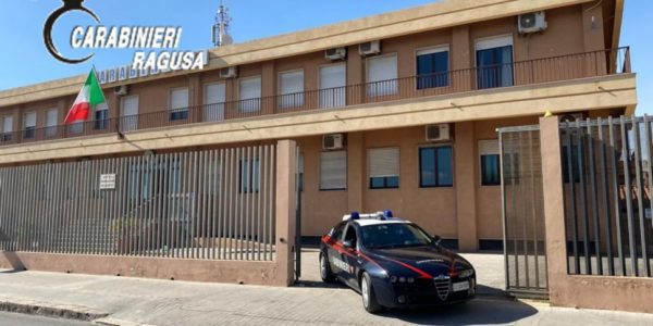 «È lo stalker dei market» di Ispica, rumeno in carcere