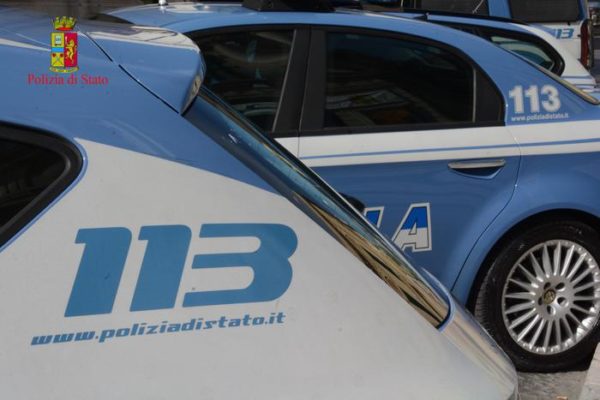 Maltrattamenti e tentata estorsione, in manette figlio violento