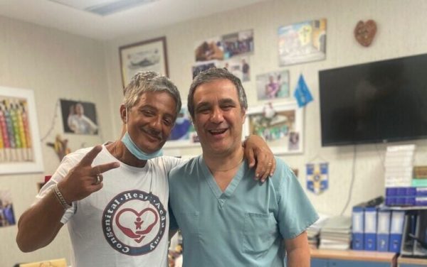 Fiorello testimonial di Cardiochirugia pediatrica a Taormina: «Il reparto dei bimbi non si tocca»