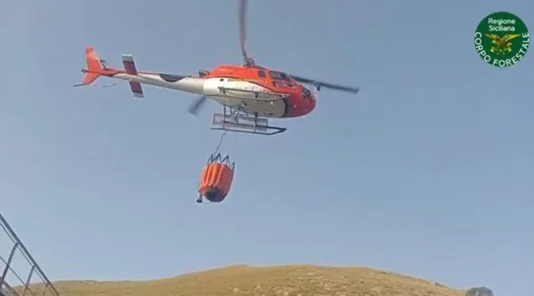 Incendi: 100 chiamate a sala operativa Corpo forestale