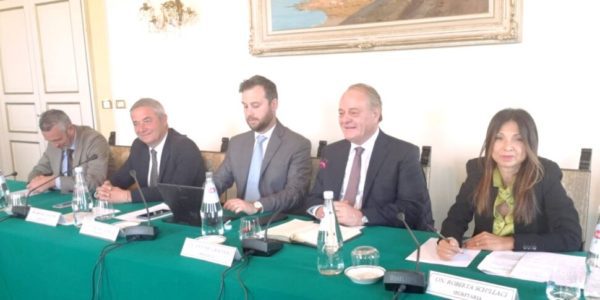 La Commissione regionale Antimafia a Enna, visita all'impresa colpita da un attentato