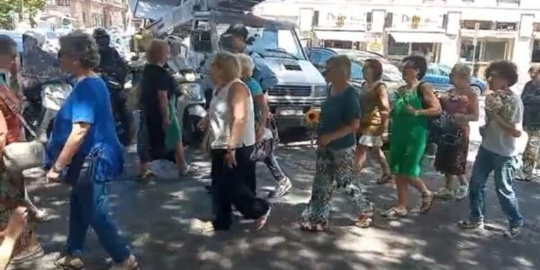 La protesta del centro Amazzone in nome di Rosalia: "A Palermo le strade non sono sicure"