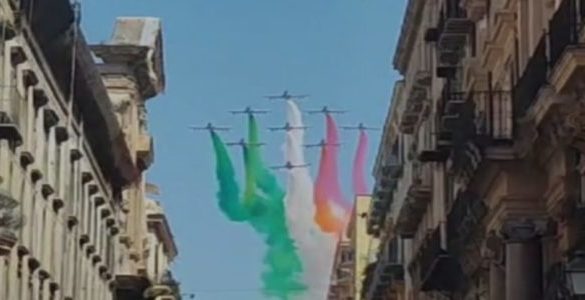 Le Frecce Tricolori a Palermo: il volo spettacolare sulla città