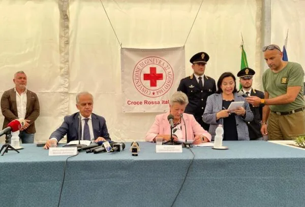 Migranti: Johansson agli abitanti di Lampedusa, 'non siete soli'