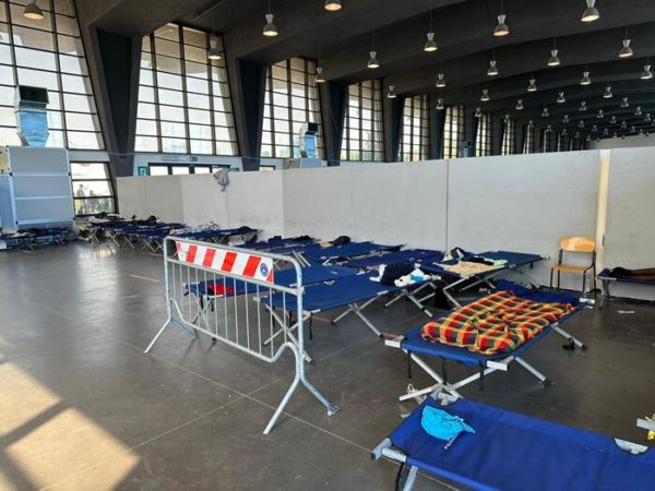 Migranti: 15mila accolti in 3 mesi nell'ex hub di Catania