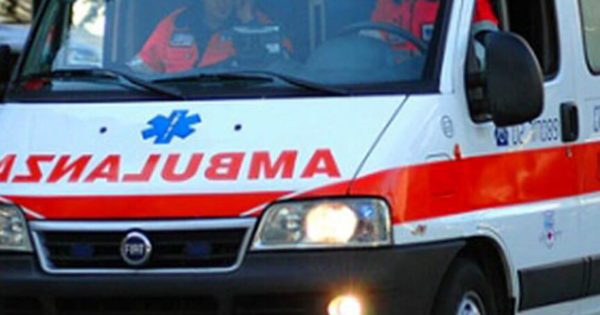 Moto contro un trattore, un morto lungo la Provinciale tra Noto e Avola