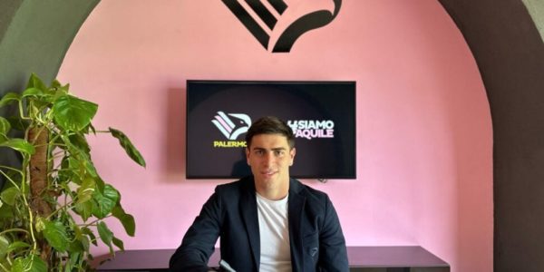 Palermo, Alessio Buttaro rinnova fino al 2027: «Condizioni ideali per crescere»