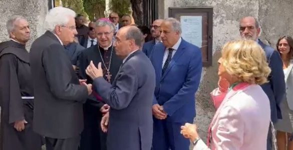 Palermo, Mattarella visita la chiesa di Santa Maria di Gesù danneggiata dagli incendi