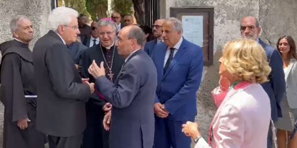 Palermo, Mattarella visita la chiesa di Santa Maria di Gesù danneggiata dagli incendi