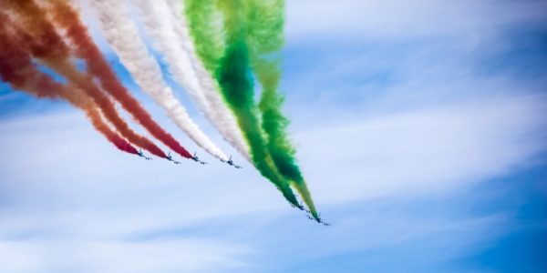 Naso all’insù, a Palermo arrivano le Frecce tricolori