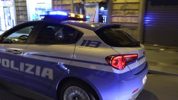 Palermo, arrestato l’uomo che ha sparato alla moglie