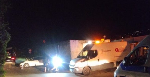 Palermo, con l'auto contro il muro in via Olio di Lino: ferita una donna