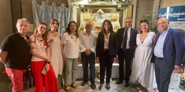 Pani votivi, ceramiche e gioielli di artigiani palermitani per celebrare la Santuzza a Palazzo Alliata