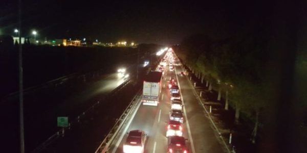 Scontro tra auto allo svincolo di Villabate, ferite due persone: code e disagi sull'autostrada