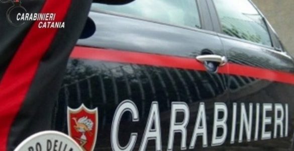 Sparatoria a Catania, due feriti: uno raggiunto al torace, l’altro a una spalla