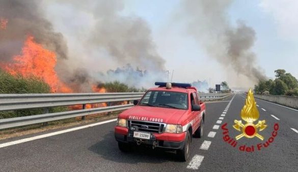 Vigili del fuoco, 4mila interventi tra roghi e maltempo