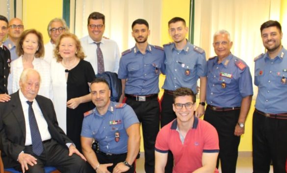 Bagheria, festeggia i 102 anni in caserma con i colleghi carabinieri