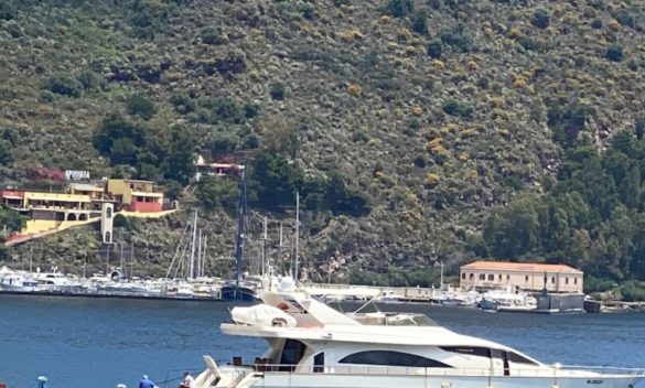 Eolie, in calo gli incassi per il contributo di sbarco pagato dai turisti