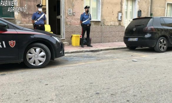 I carabinieri restituiscono il monopattino rubato ad un bambino che li ringrazia con un disegno