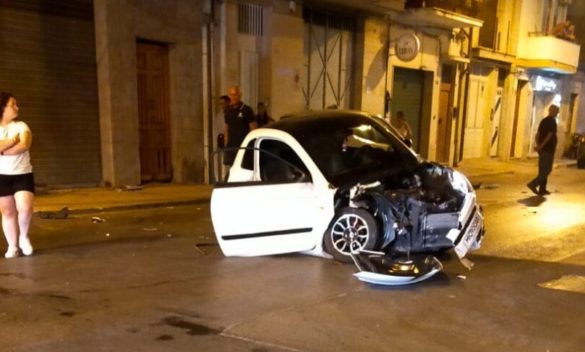 Incidente a Vittoria: Smart contro minicar, quattro feriti