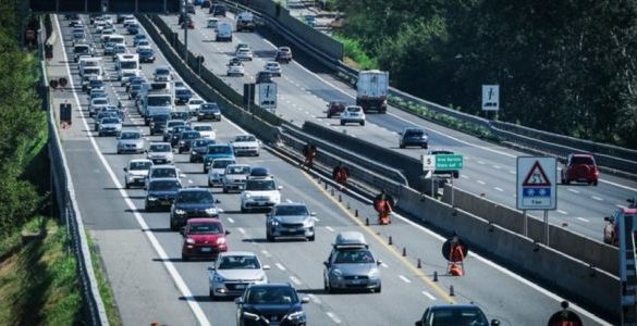 Scatta il grande esodo per le vacanze, bollino nero nel week end: le strade più trafficate in Sicilia