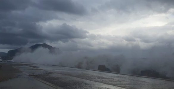 Maltempo a Palermo, vento e pioggia: dirottati o cancellati voli in arrivo a Punta Raisi