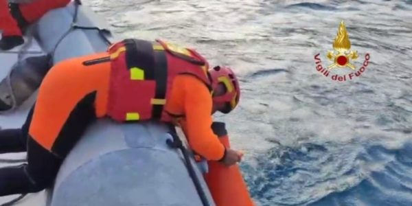 Messina, sparito tra le onde dopo un tuffo: così è morto a 22 anni Abdoulay