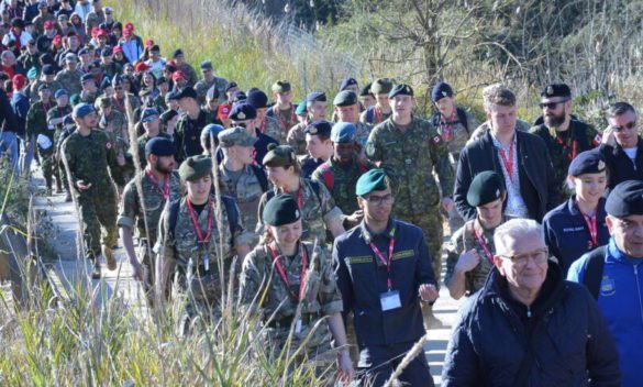 Mille cadetti e studenti a Piazza Armerina per celebrare la pace: marcia e omaggio ai caduti