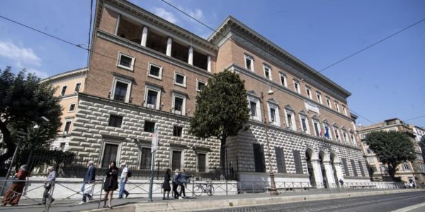 Ministero della giustizia: 333 assunzioni in tutta Italia per 7 nuovi uffici periferici, posti anche a Palermo