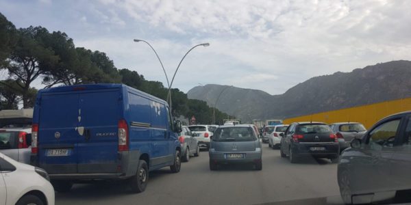 Palermo, due incidenti in poche ore: traffico rallentato in viale Regione Siciliana