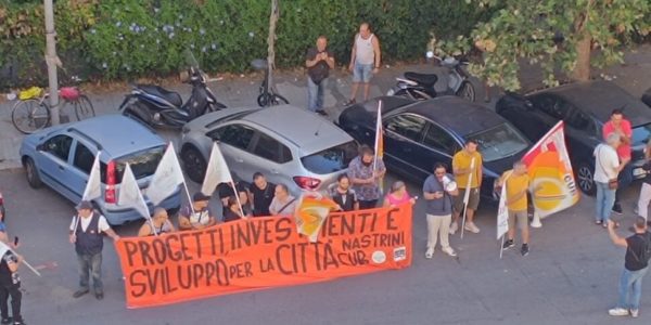 Reddito di cittadinanza, protesta a Palermo: «Occorre ripristinarlo e dare opportunità di lavoro»